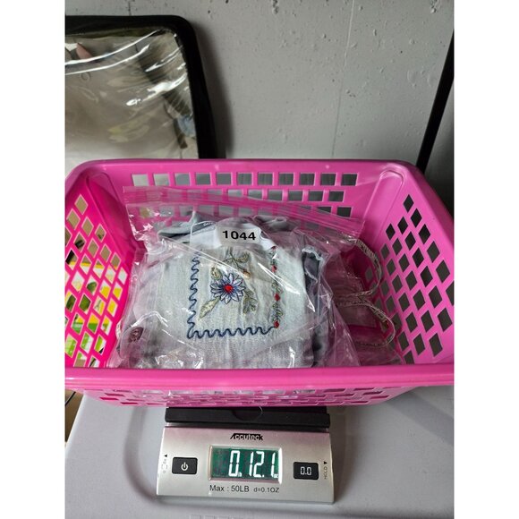 Capacity Women Embroidered Floral Denim Button-Up Shirt Plus Size 2X Grannycore - Picture 10 of 10